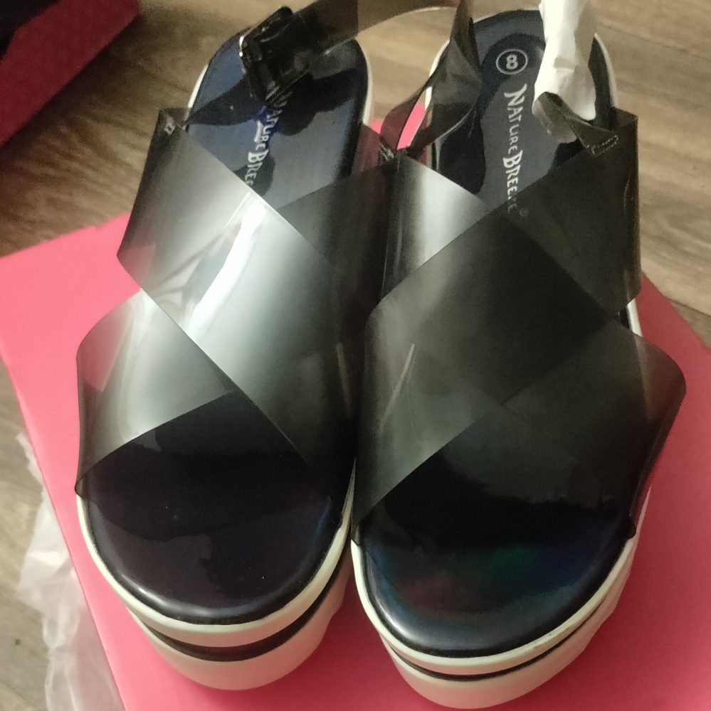 Platform sandals
